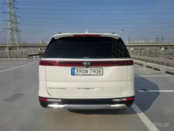 2021 Kia Carnival с пробегом 100 030 км