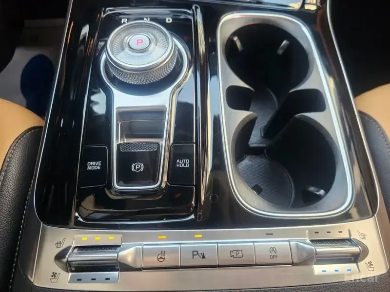 2021 Kia Carnival с пробегом 100 030 км
