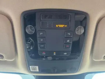 2021 Kia Carnival с пробегом 100 030 км
