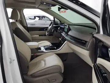 2021 Kia Carnival с пробегом 47 825 км