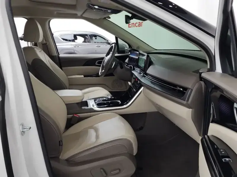 2021 Kia Carnival с пробегом 47 825 км