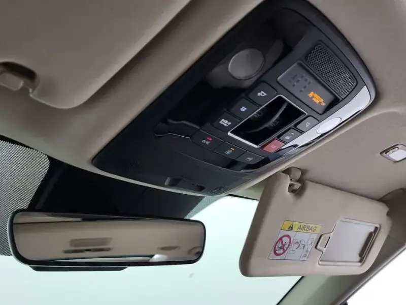 2021 Kia Carnival с пробегом 47 825 км