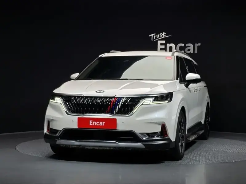 2021 Kia Carnival с пробегом 43 833 км
