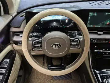 2021 Kia Carnival с пробегом 43 833 км