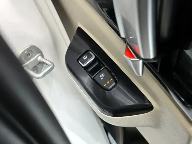 2021 Kia Carnival с пробегом 43 833 км