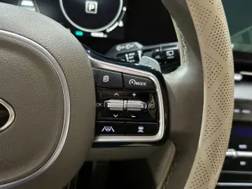 2021 Kia Carnival с пробегом 43 833 км