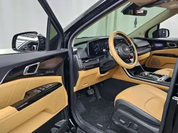 2021 Kia Carnival с пробегом 129 231 км