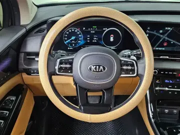 2021 Kia Carnival с пробегом 129 231 км