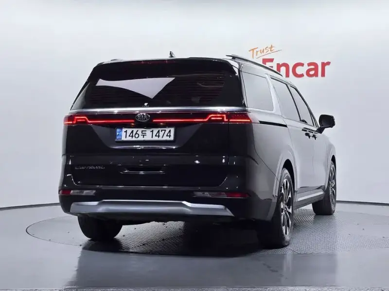 2021 Kia Carnival с пробегом 36 793 км