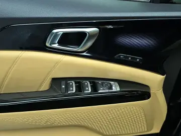 2021 Kia Carnival с пробегом 36 793 км
