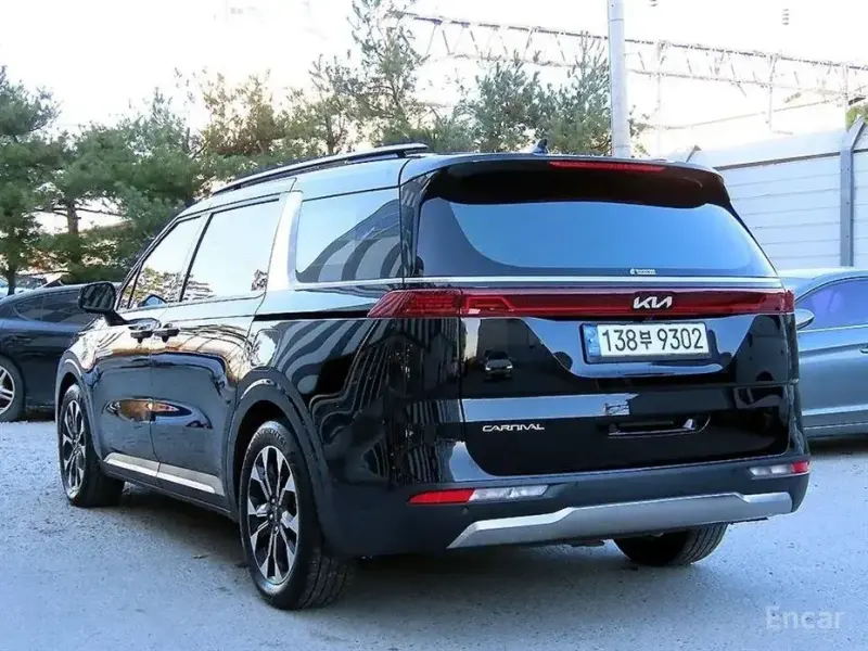2022 Kia Carnival с пробегом 55 951 км