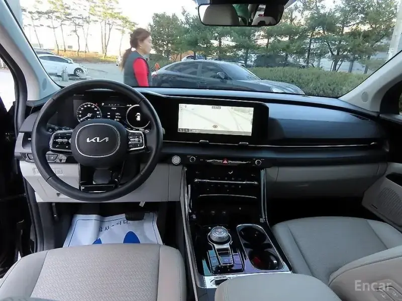 2022 Kia Carnival с пробегом 55 951 км