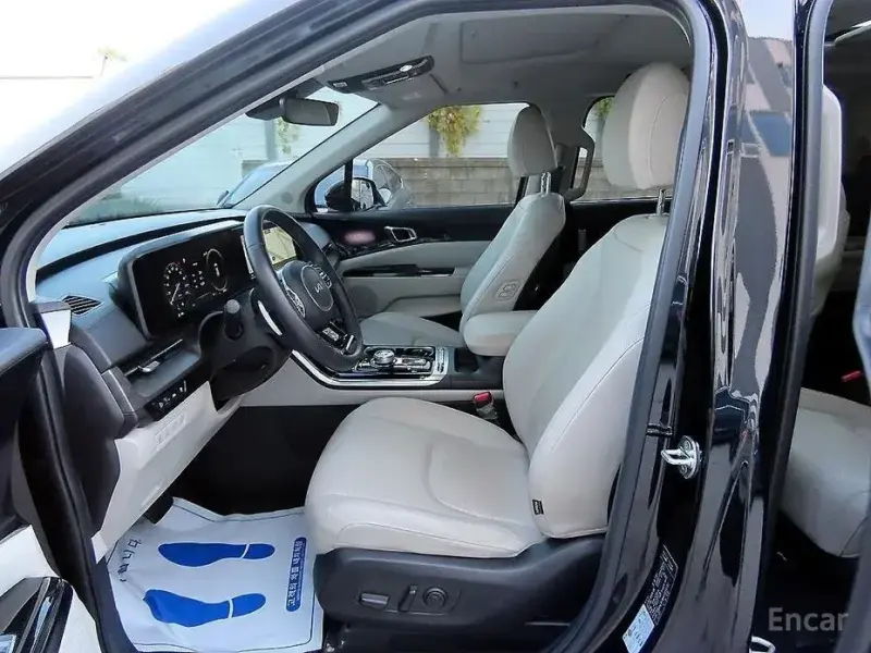 2022 Kia Carnival с пробегом 55 951 км