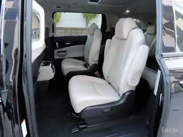 2022 Kia Carnival с пробегом 55 951 км