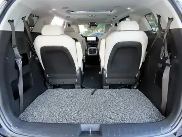 2022 Kia Carnival с пробегом 55 951 км
