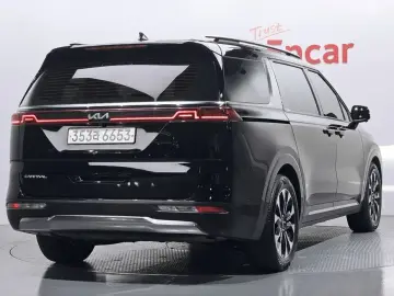 2022 Kia Carnival с пробегом 48 544 км