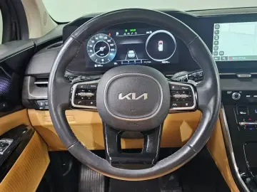 2022 Kia Carnival с пробегом 48 544 км