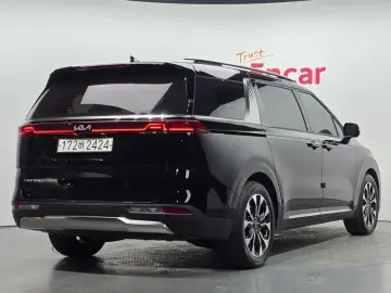 2022 Kia Carnival с пробегом 78 354 км