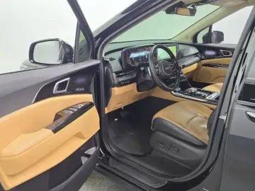 2022 Kia Carnival с пробегом 78 354 км