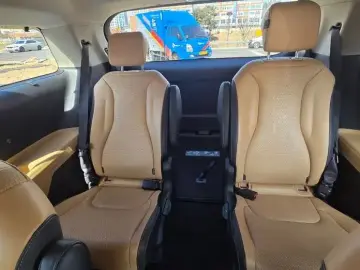 2023 Kia Carnival с пробегом 16 000 км