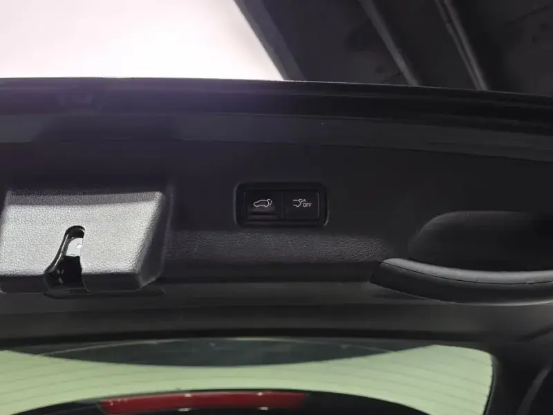2022 Kia Carnival с пробегом 78 354 км