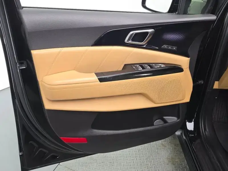 2022 Kia Carnival с пробегом 78 354 км