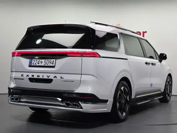 2021 Kia Carnival с пробегом 96 000 км
