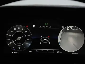 2021 Kia Carnival с пробегом 96 000 км