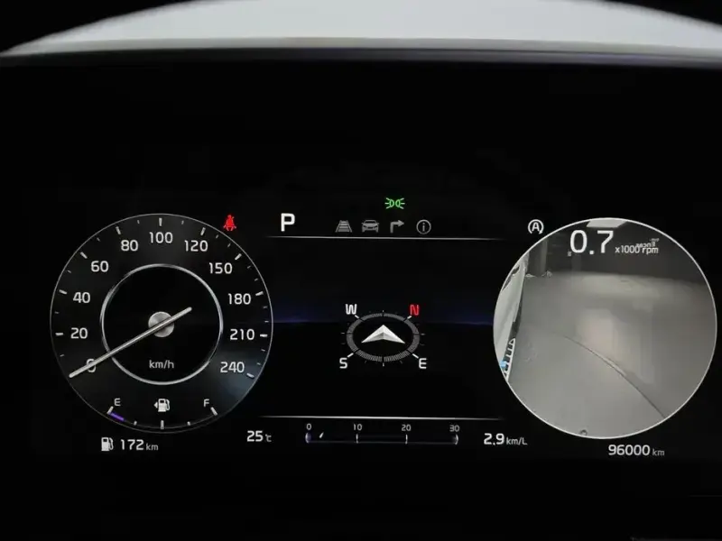 2021 Kia Carnival с пробегом 96 000 км
