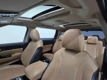 2021 Kia Carnival с пробегом 96 000 км
