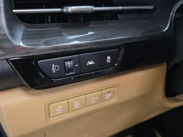 2021 Kia Carnival с пробегом 96 000 км