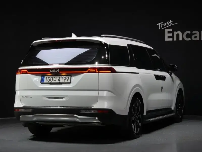 2022 Kia Carnival с пробегом 131 033 км