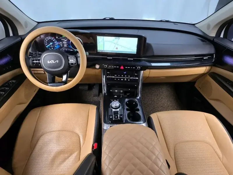 2022 Kia Carnival с пробегом 131 033 км