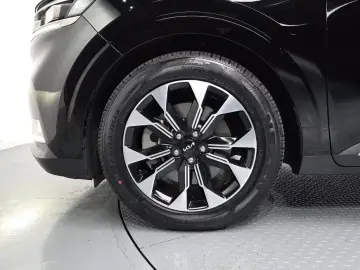 2022 Kia Carnival с пробегом 62 981 км