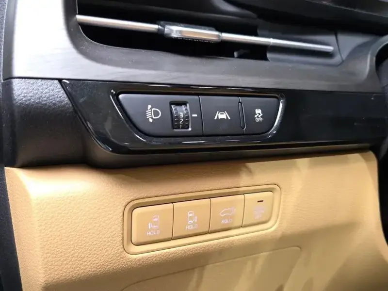 2022 Kia Carnival с пробегом 62 981 км