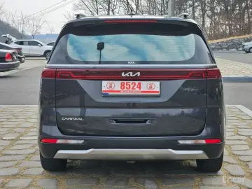 2023 Kia Carnival с пробегом 37 583 км