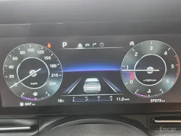 2023 Kia Carnival с пробегом 37 583 км