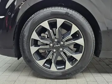 2022 Kia Carnival с пробегом 85 184 км