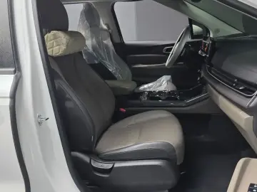 2024 Kia Carnival с пробегом 26 733 км