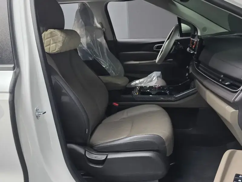 2024 Kia Carnival с пробегом 26 733 км