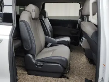 2024 Kia Carnival с пробегом 31 291 км