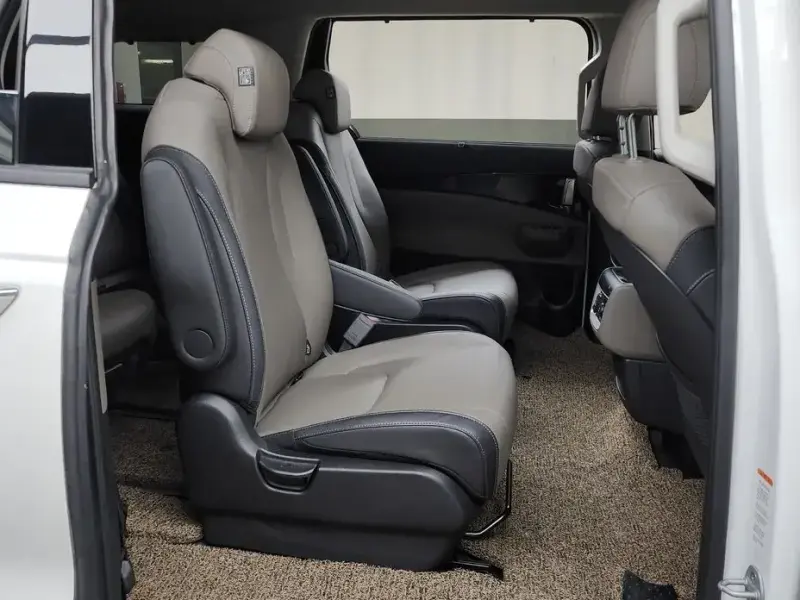 2024 Kia Carnival с пробегом 31 291 км