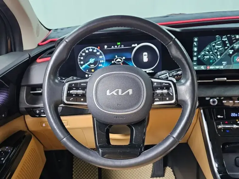 2022 Kia Carnival с пробегом 85 184 км