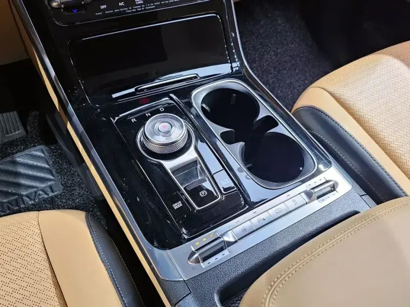 2021 Kia Carnival с пробегом 42 978 км