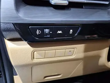 2021 Kia Carnival с пробегом 42 978 км