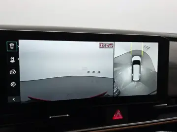 2025 Kia Carnival с пробегом 9 339 км