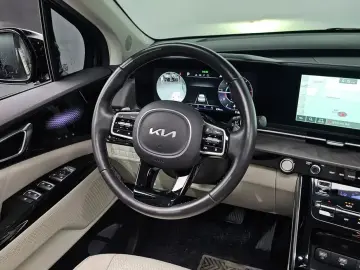 2022 Kia Carnival с пробегом 71 362 км