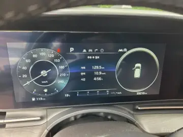 2023 Kia Carnival с пробегом 33 210 км