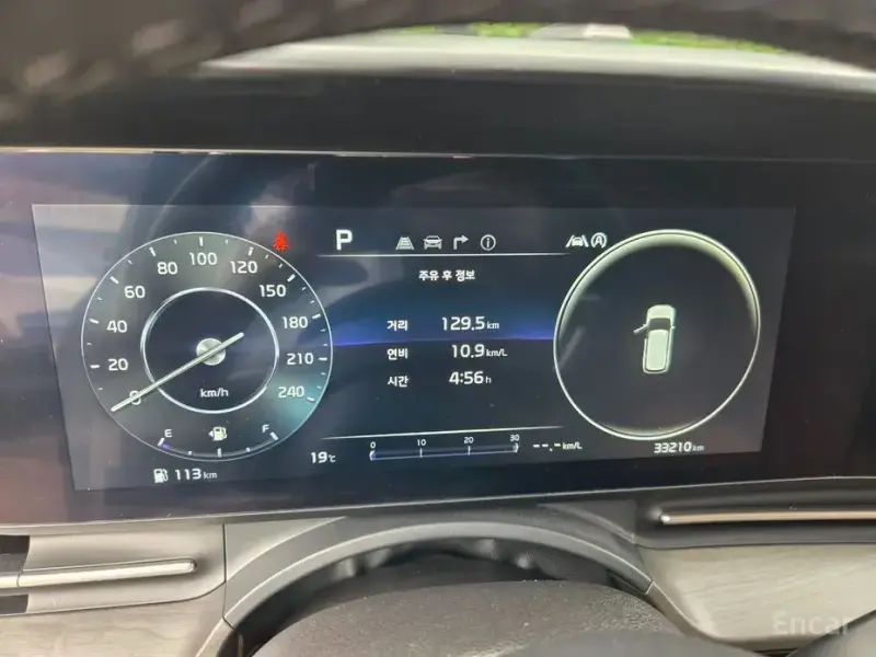2023 Kia Carnival с пробегом 33 210 км