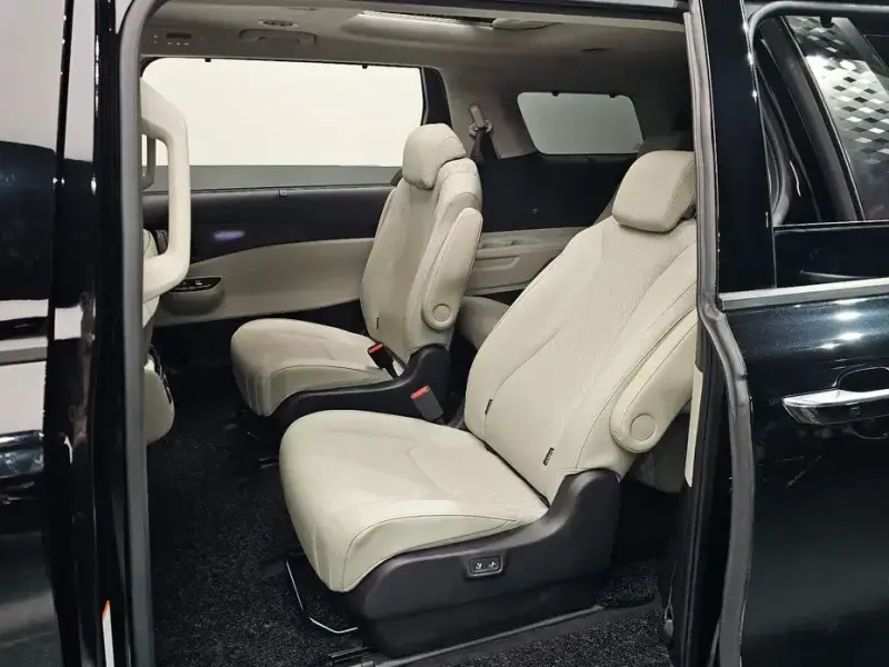 2022 Kia Carnival с пробегом 71 362 км